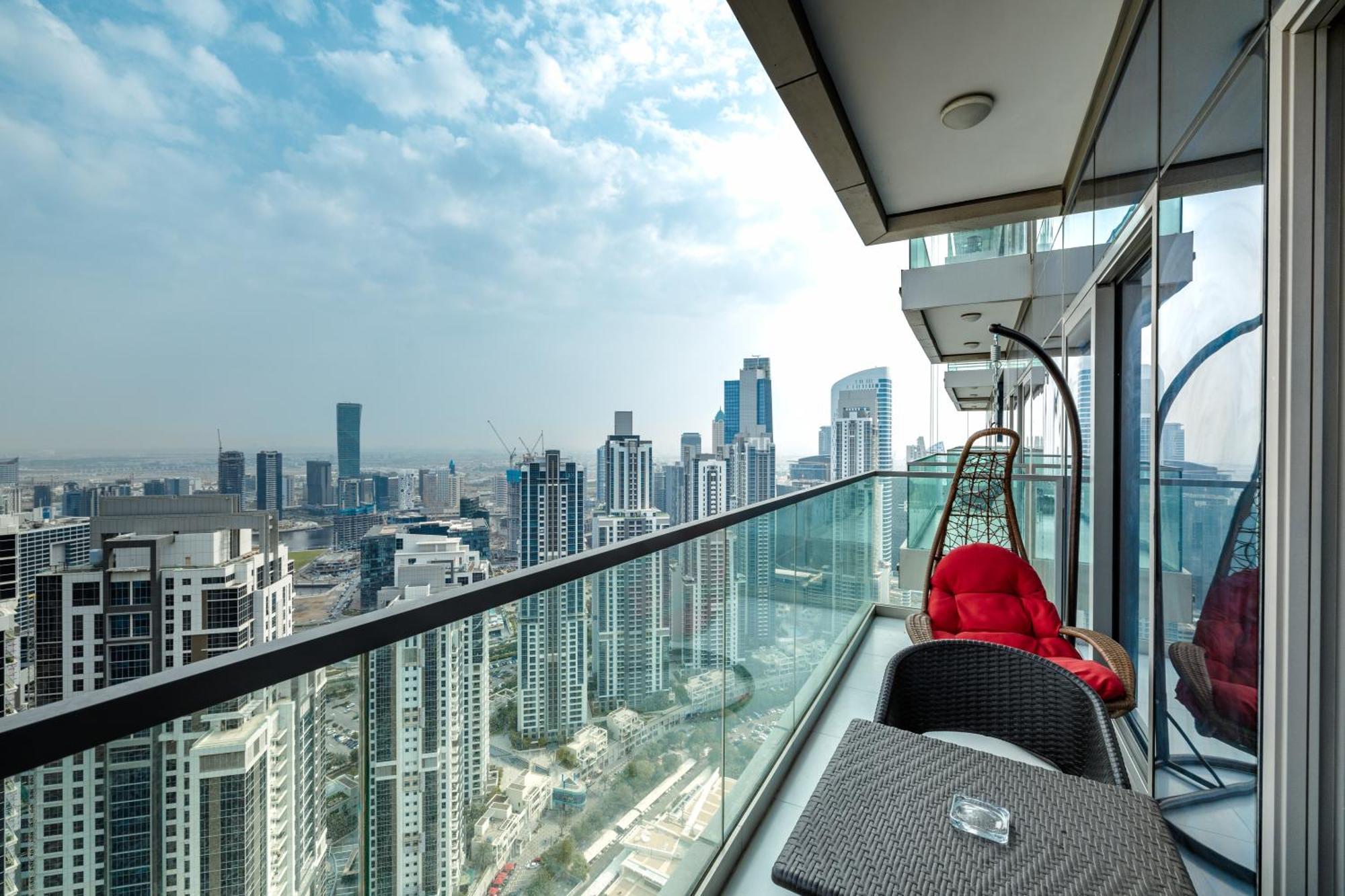 Appartement Aliving Luxe 2Br With Burj Khalifa View Infinity Pool Midtown-4704 à Dubaï Extérieur photo