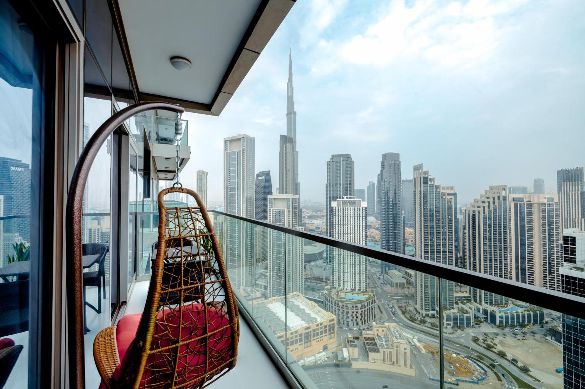 Appartement Aliving Luxe 2Br With Burj Khalifa View Infinity Pool Midtown-4704 à Dubaï Extérieur photo